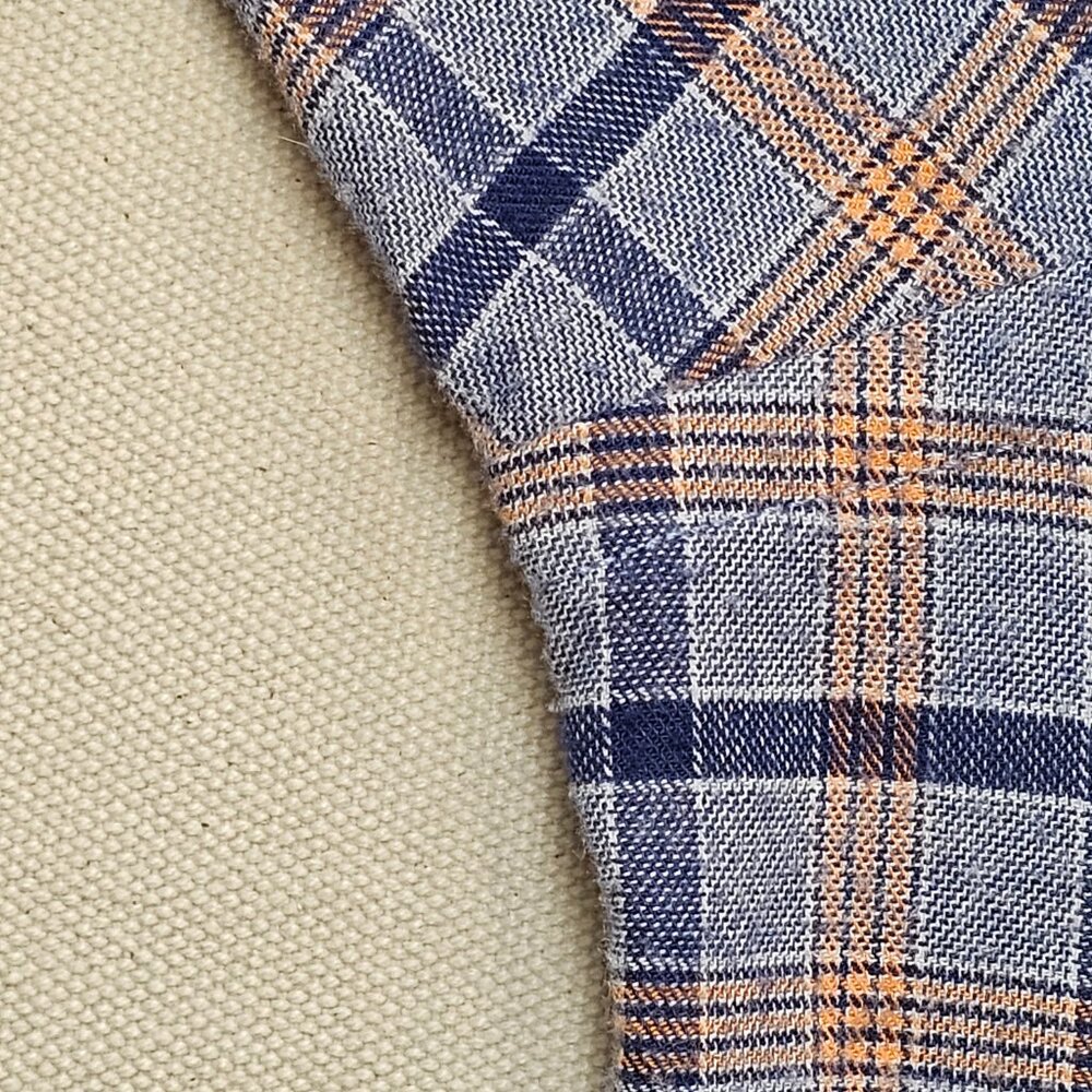 UNTUCKit Button Down XL - Picture 6 of 7